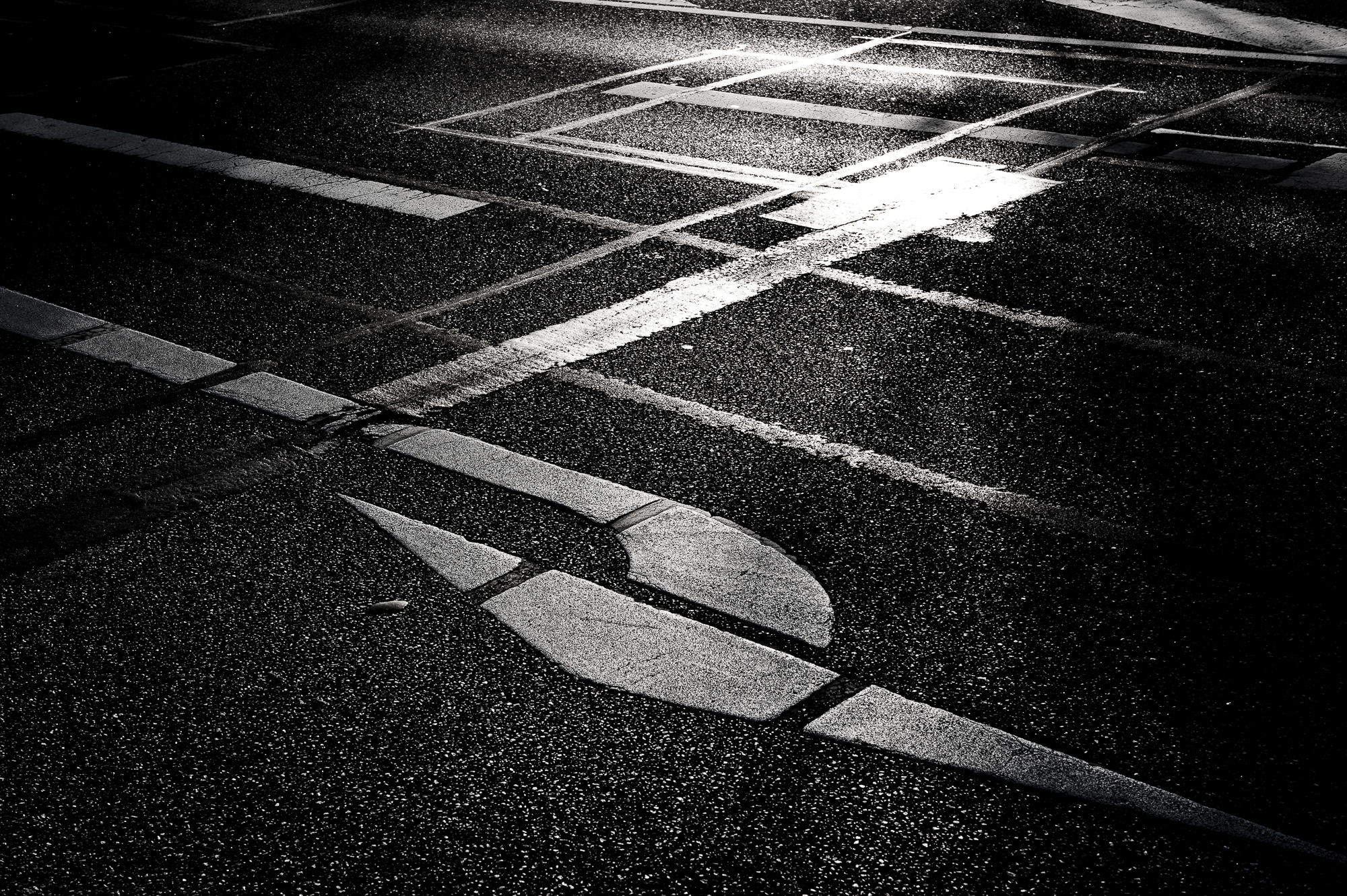 Asphalt reflections